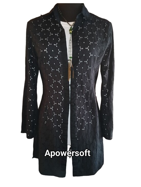 H2OHThreads Tops - Vintage H2OHThreads Black Eyelet Lace Open Tunic Dark Romance Sz 2